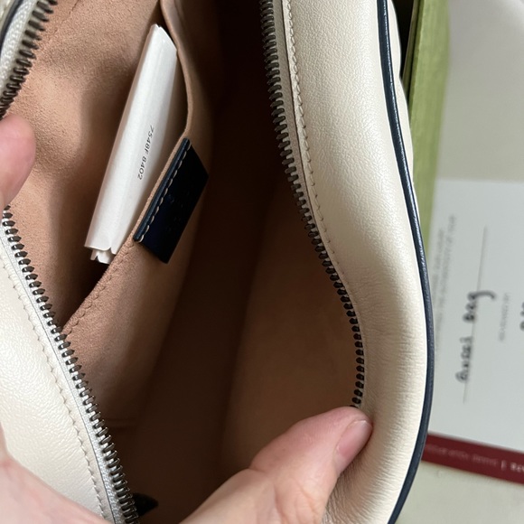 Gucci bag Crossbody brand new with box!! - Picture 13 of 17